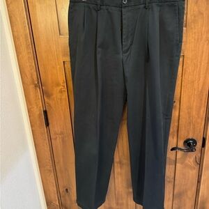 Dockers Classic Black Dress Pants for Men